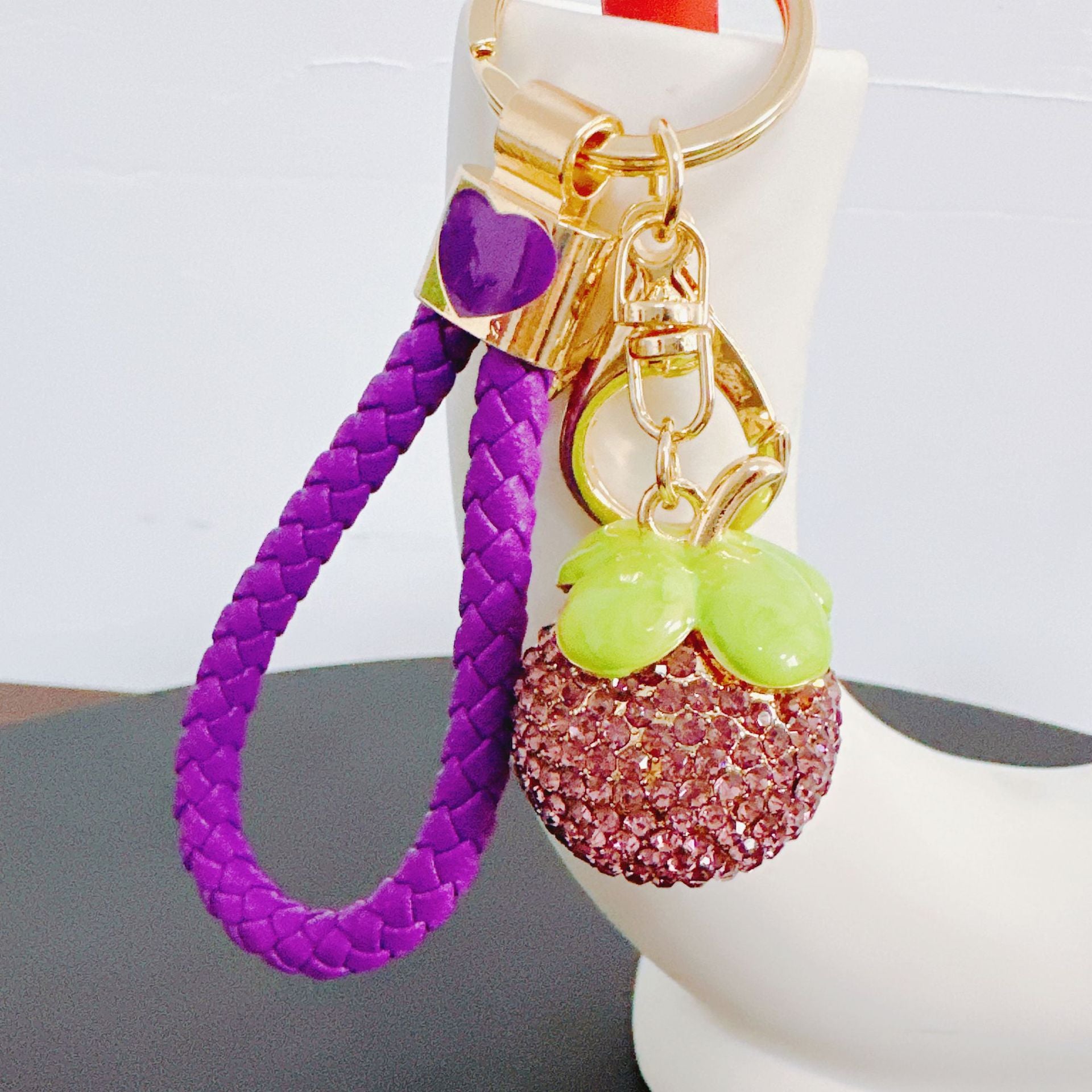 Wholesale Cute Rhinestone Strawberry Pineapple Fruit Alloy Keychain